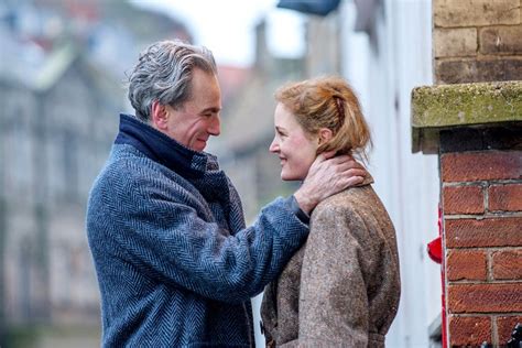  Phantom Thread! En berättelse om kärlek, makt och den perfekta sömmen